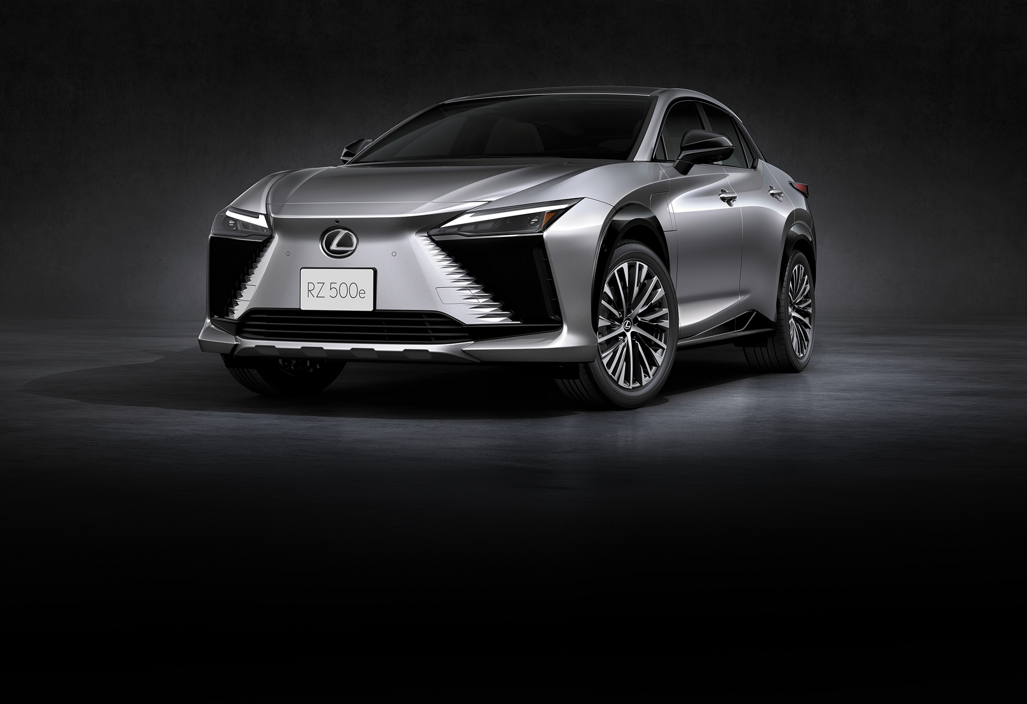 Lexus RZ 500E front design