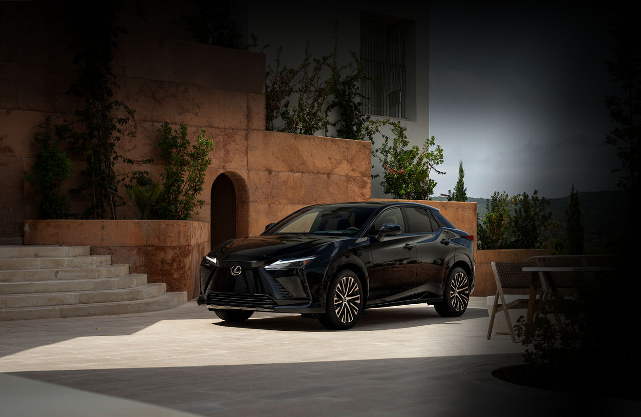 Lexus RZ 500E test drive